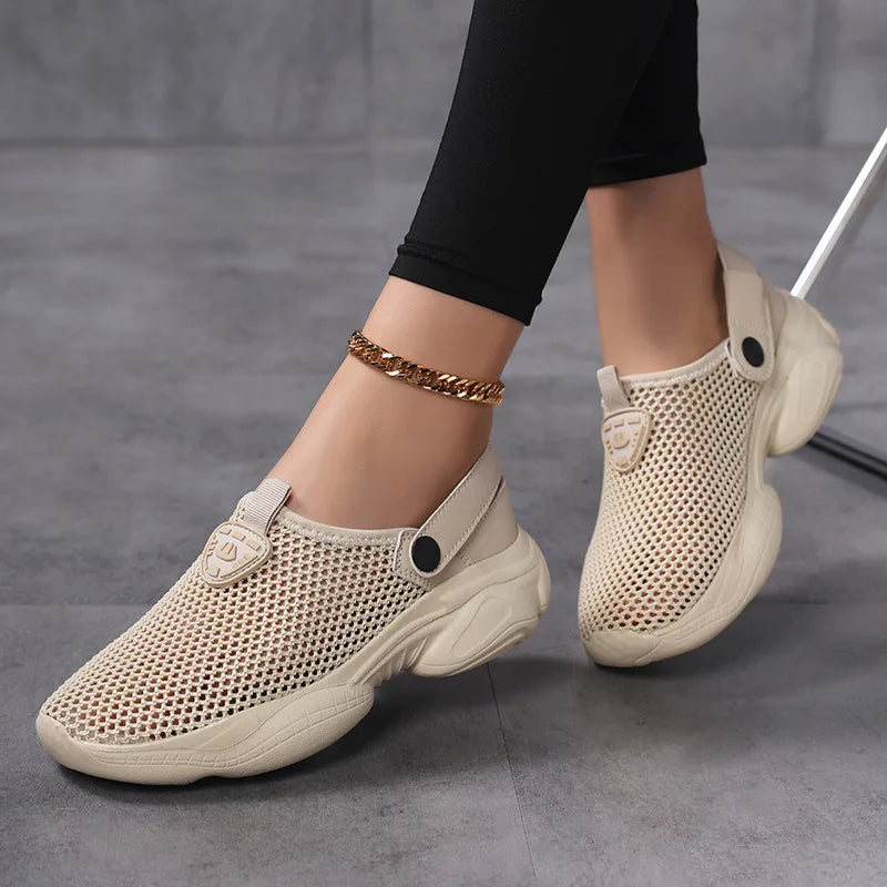 Women's Sports Shoes 2025 Summer  Non Slip Platform Casual Sandals Lightweight Comfortable Height Increase Breathable Slippers