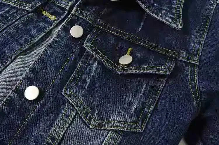 Pink denim jacket for women, featuring a casual short coat style with a loose fit, perfect for spring and autumn wear.