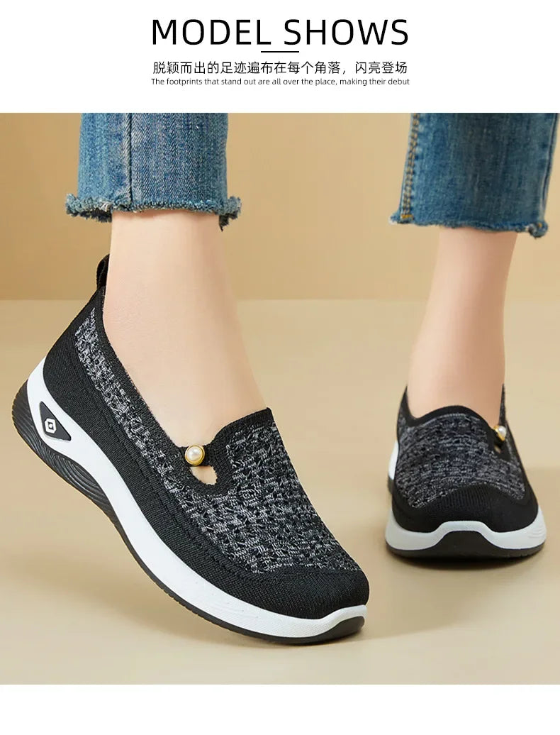 Women's shoes 2025 Spring and Autumn casual fashion soft sole lightweight single shoe women's breathable mother's shoes