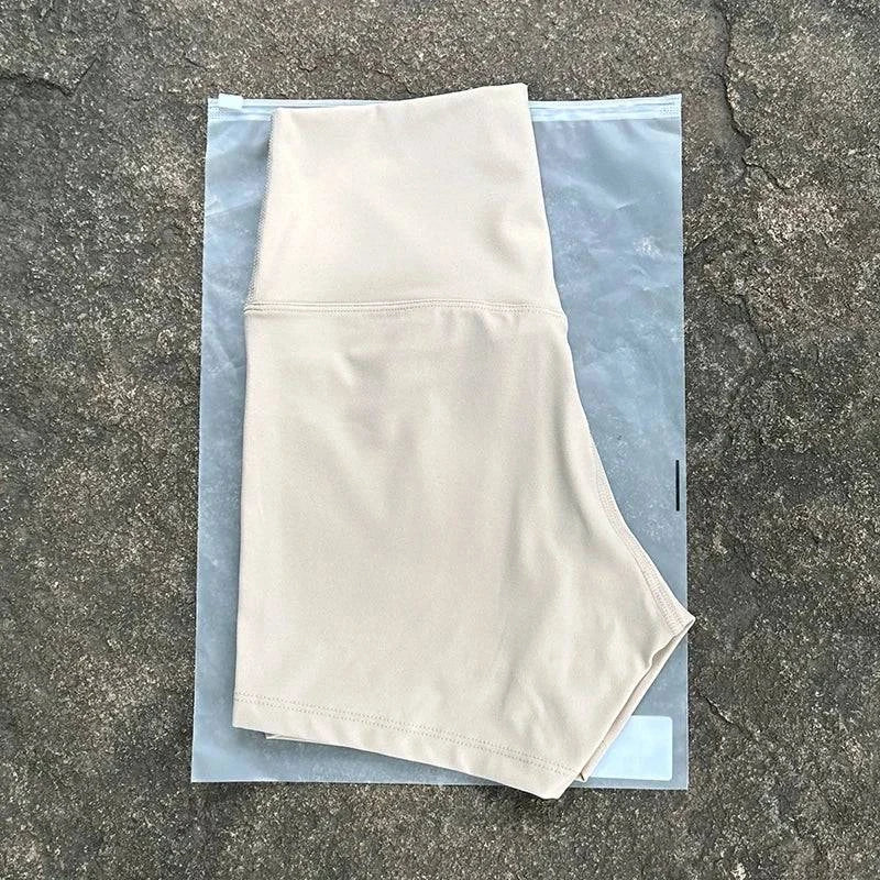 High-waist women’s yoga shorts by LYNHURD! featuring a slim fit and elastic fabric for comfort during workouts.