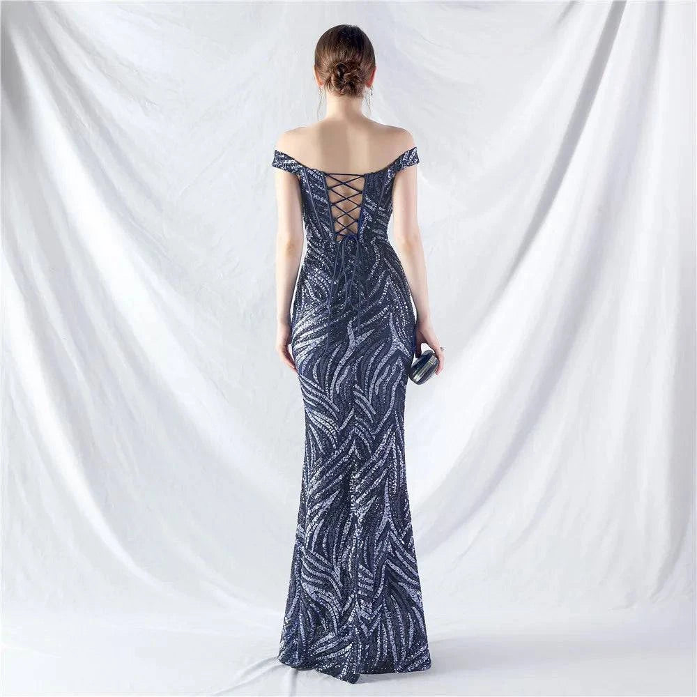 Elegant LYNHURD! ball gown evening dress in a luxurious design, perfect for formal occasions and special events.