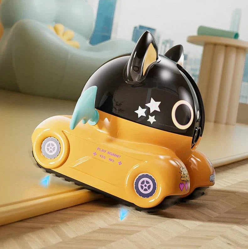 LYNHURD 4G Wifi mobile pet companion robot with HD camera, designed for interactive play with cats and dogs.