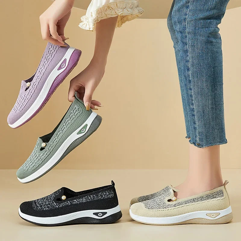 Women's shoes 2025 Spring and Autumn casual fashion soft sole lightweight single shoe women's breathable mother's shoes